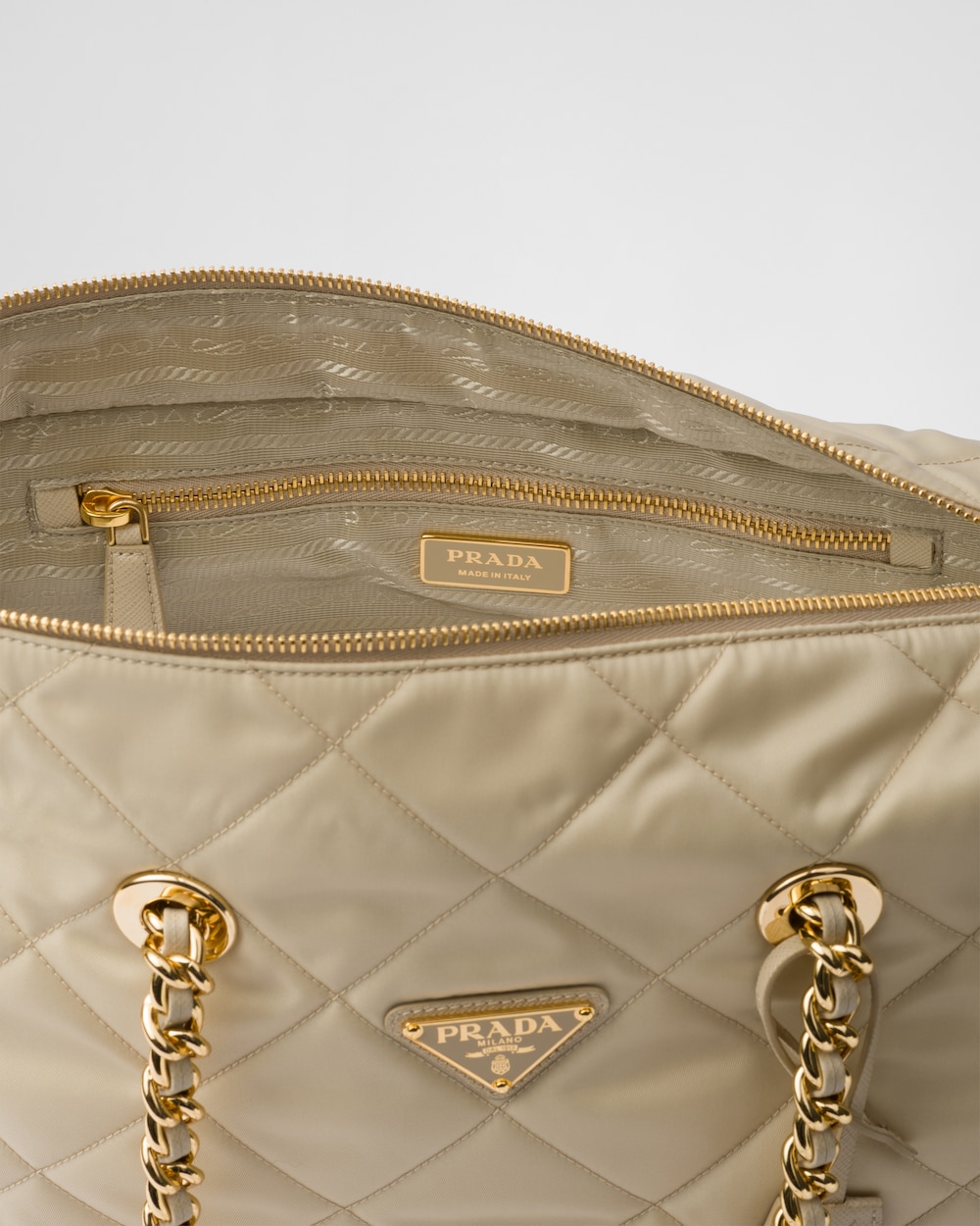 Prada Re-Edition 1995 Chaîne Large Re-Nylon Bag - Image 3